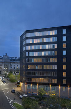 Starhotels Anderson - Tap to explore photos